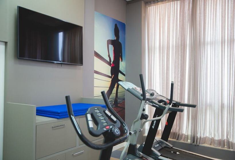 בית מלון כפרי Ibis Styles Birigui