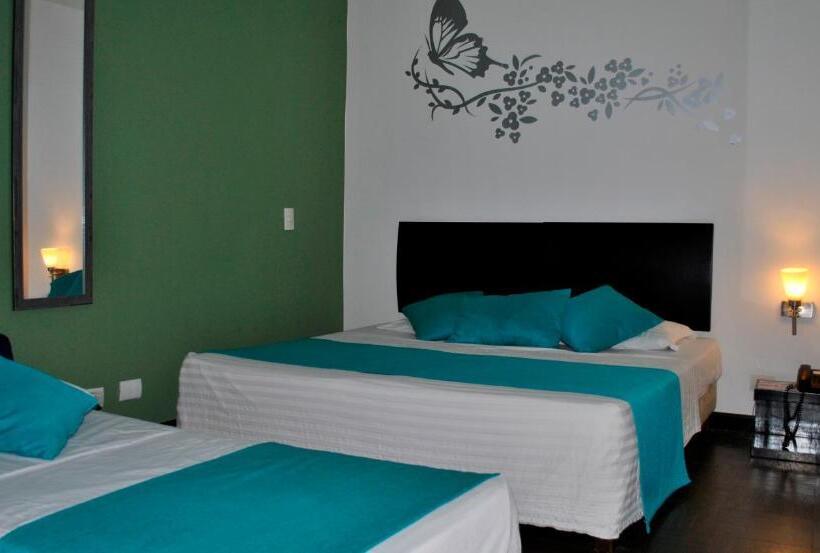 هتل Los Cristales