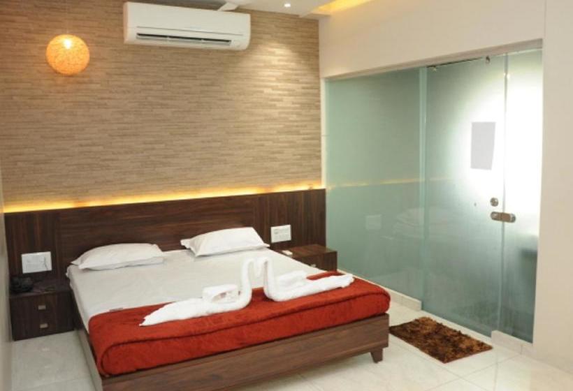 בית מלון כפרי Om Palace And Party Plot