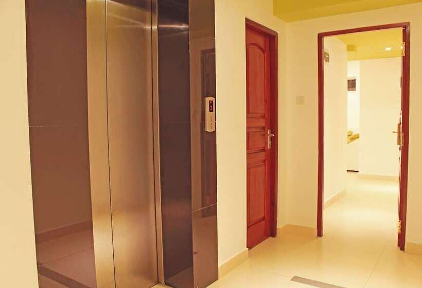 فندق Thilhara Days Inn