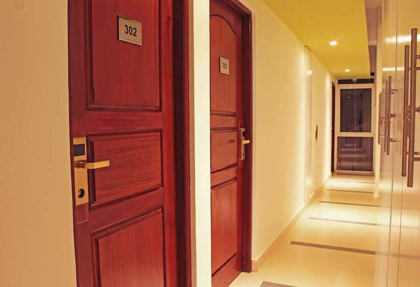 فندق Thilhara Days Inn