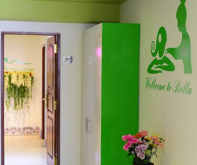 فندق Thilhara Days Inn