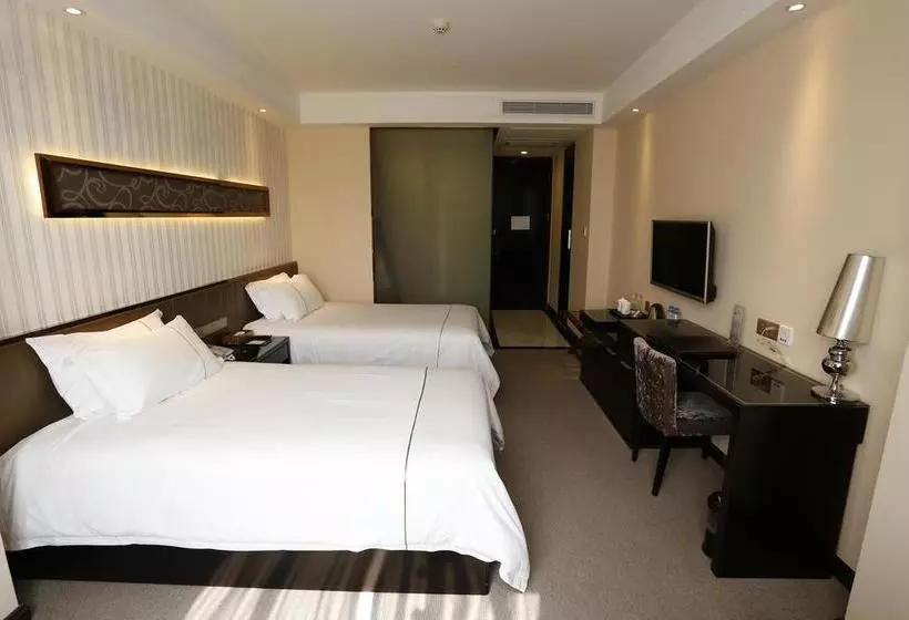 هتل Zhanjiang Jiali International