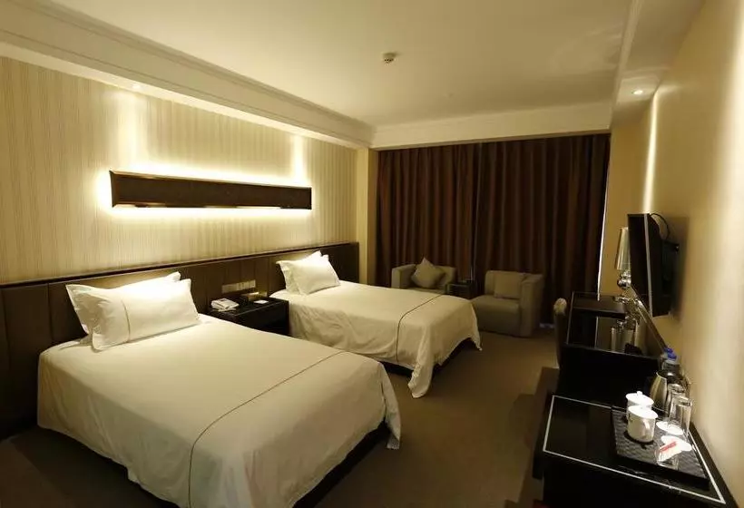 هتل Zhanjiang Jiali International