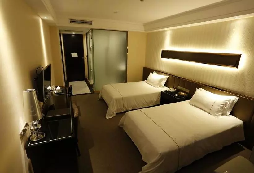 هتل Zhanjiang Jiali International