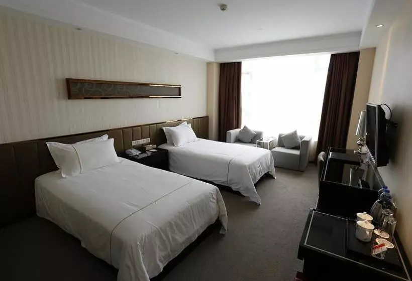 هتل Zhanjiang Jiali International