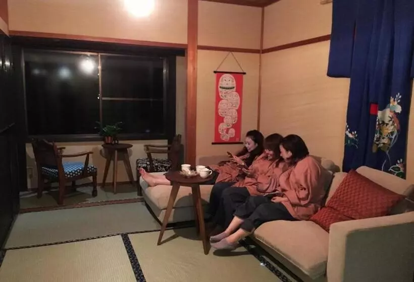 旅館 Uminone
