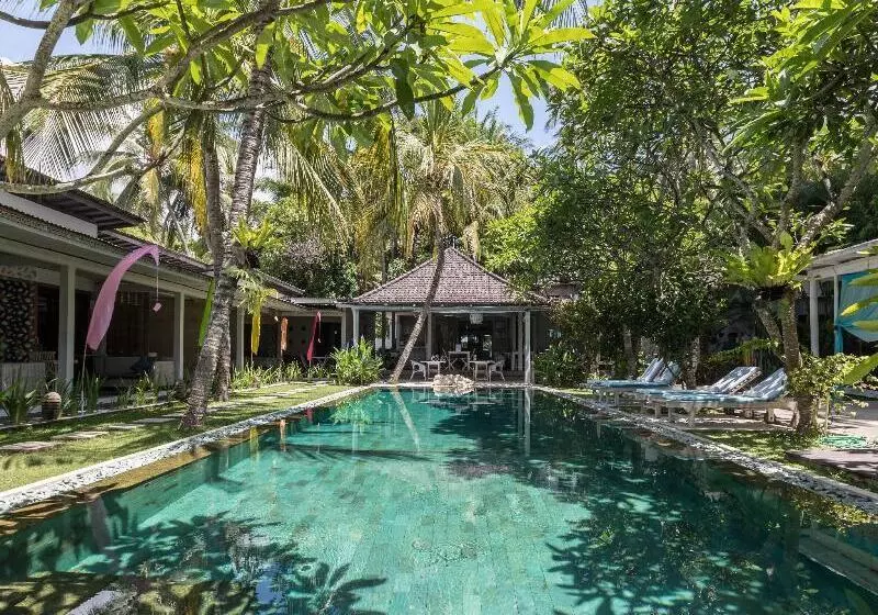 Aquaria Eco Resort
