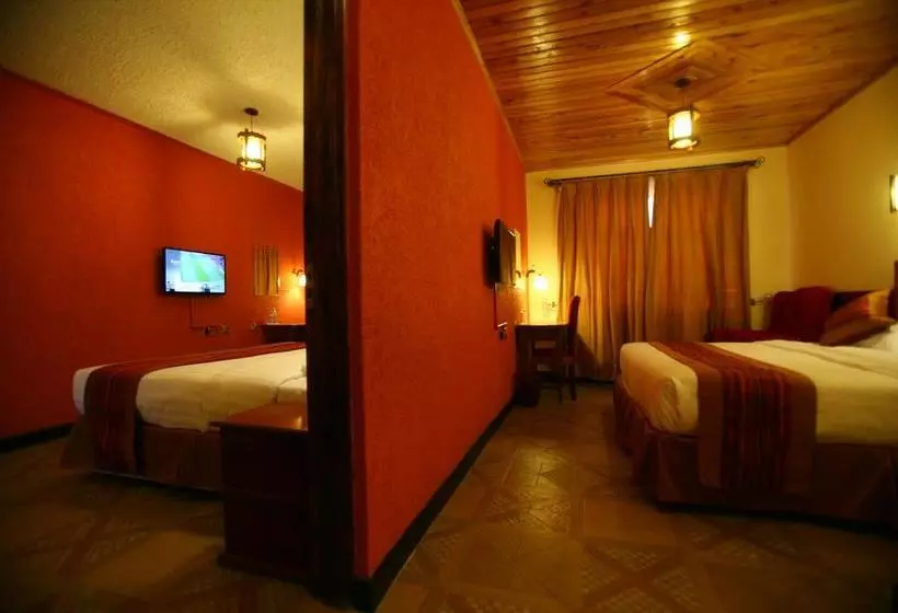 تختخواب و صبحانه Airport Seasons