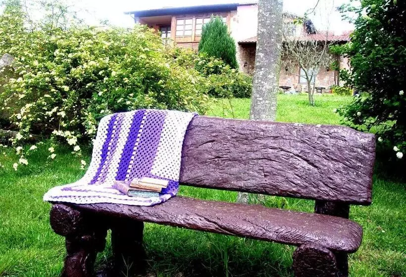 تختخواب و صبحانه Casa Torreteyera