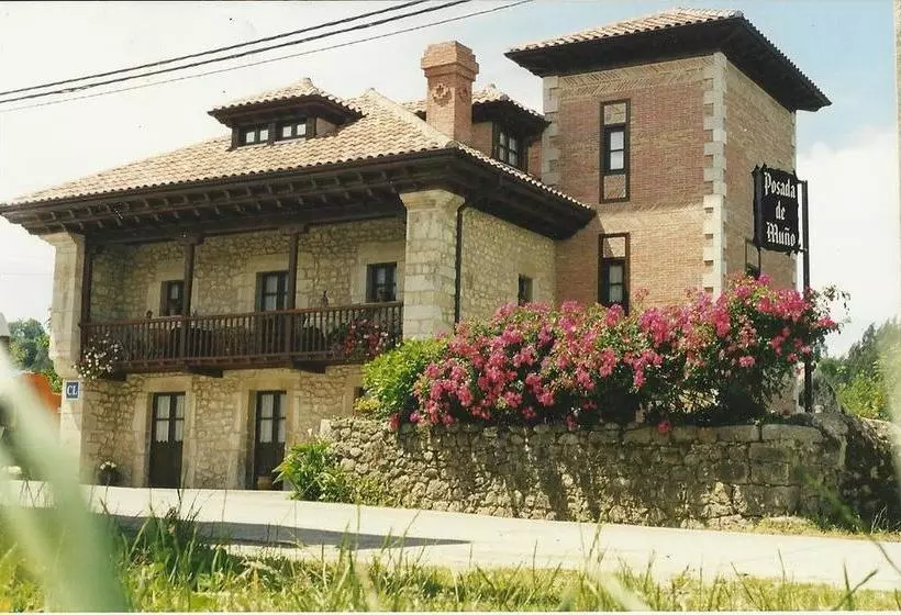 Aamiaismajoitus (B&B) Posada De Muño