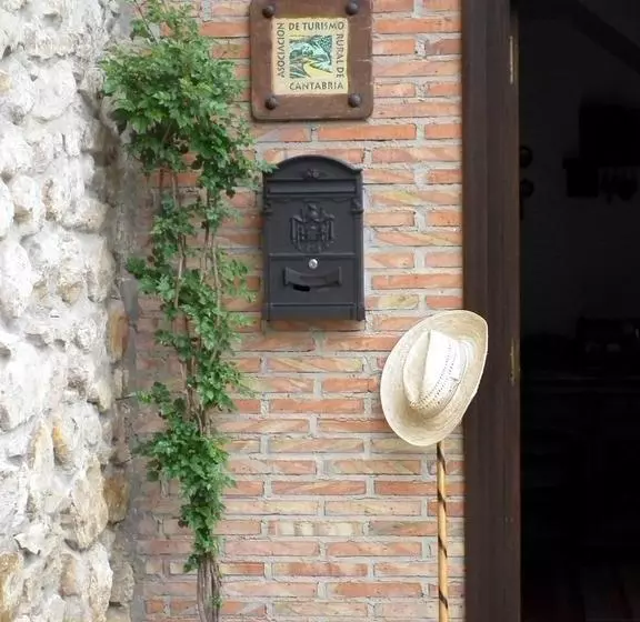 Aamiaismajoitus (B&B) Posada De Muño