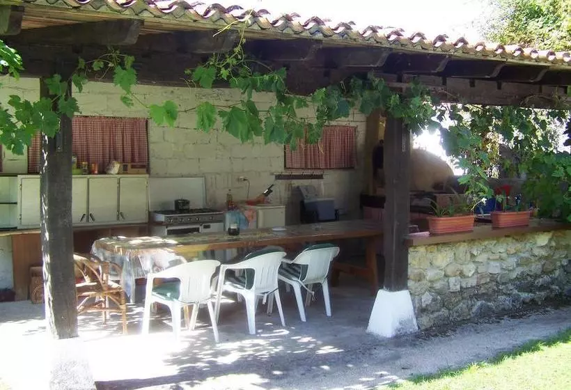 Aamiaismajoitus (B&B) Posada De Muño