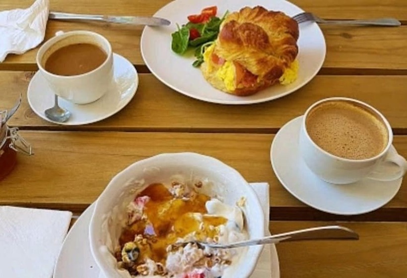 ベッドアンドブレックファースト The Vibe Dorp Street