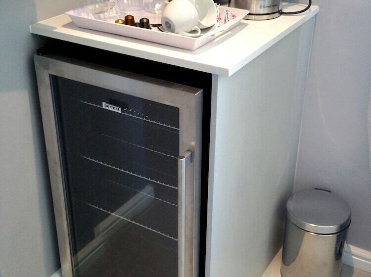 ベッドアンドブレックファースト The Vibe Dorp Street