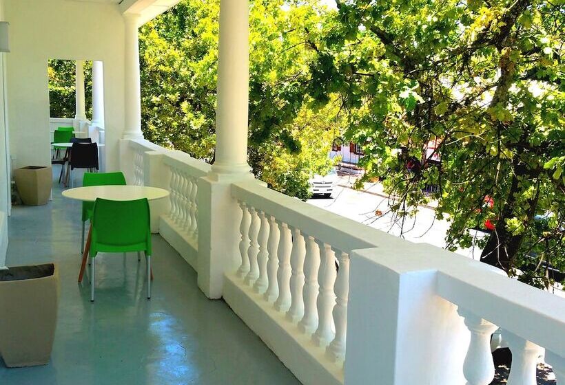 ベッドアンドブレックファースト The Vibe Dorp Street