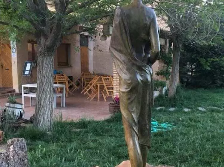 Hotel Allucant   Gallocanta