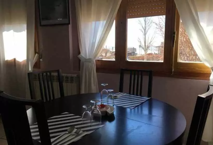 Hotel Allucant   Gallocanta