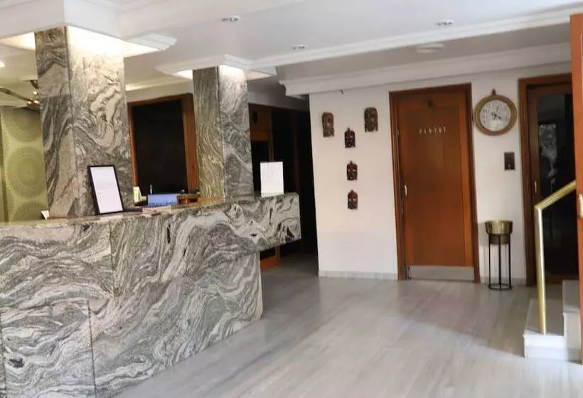 Hotel Grg