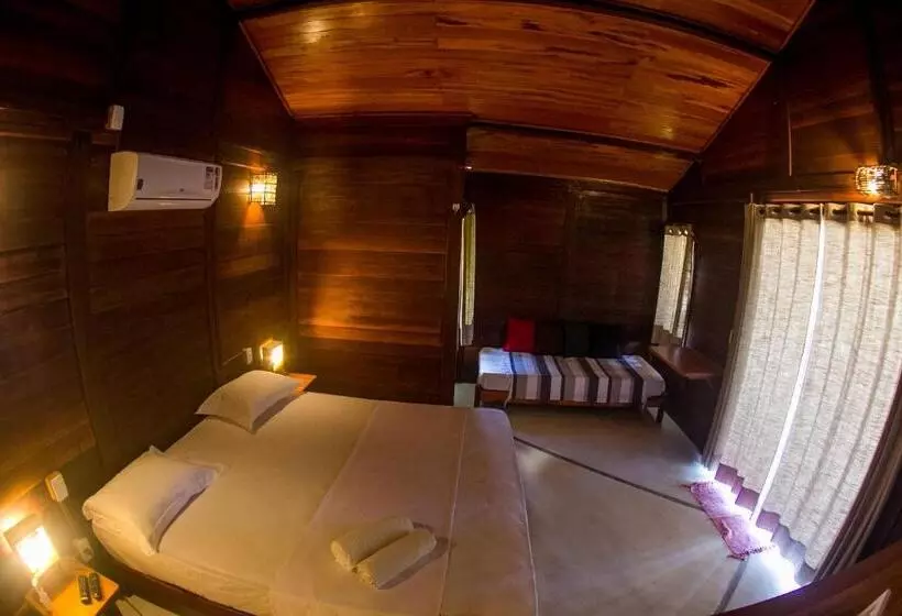 Hotelli Pousada Pais Tropical