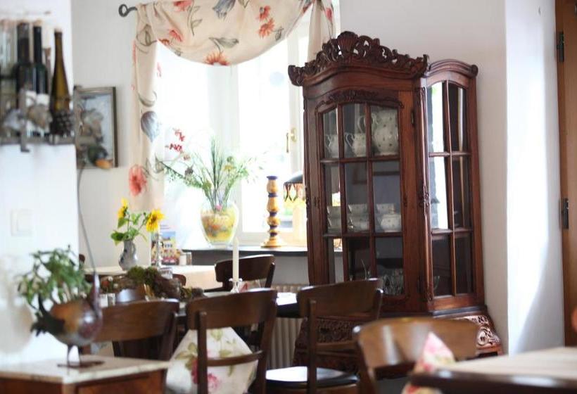 Hotelli Restaurant Alte Stadtmauer