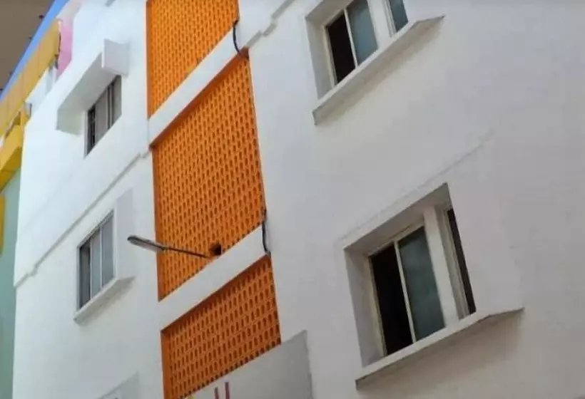 Hotel Victory Mansion