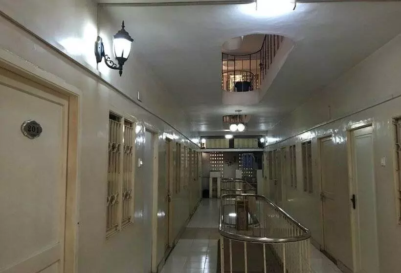 Hotel Victory Mansion