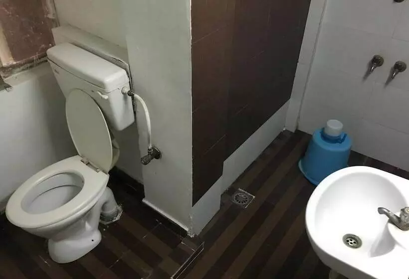 Hotel Victory Mansion