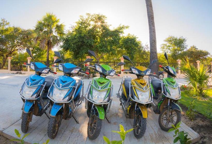 هتل Dormitory @ Westay Bagan Lotus