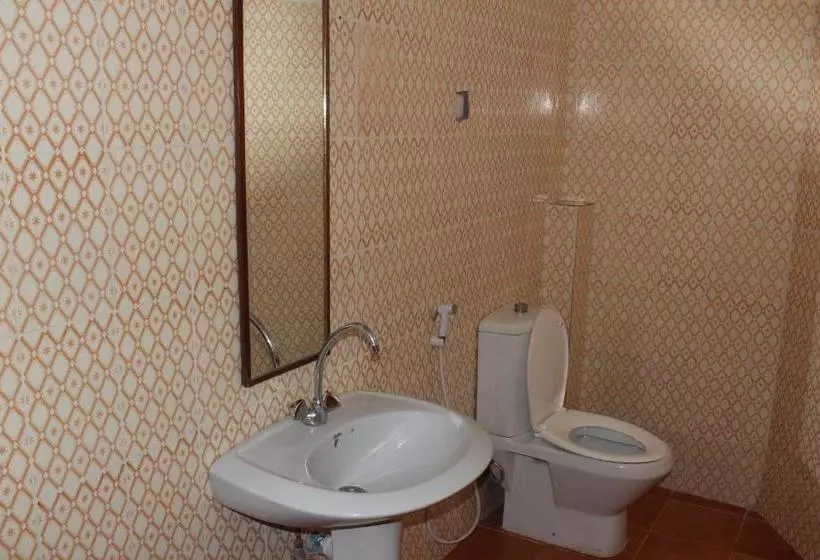 تختخواب و صبحانه Faridu Beach Bungalows