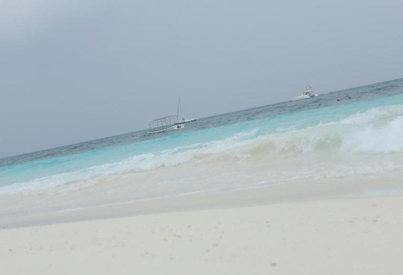 Bed and Breakfast Faridu Beach Bungalows