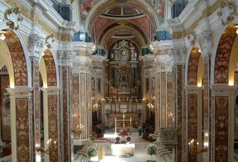 Aamiaismajoitus (B&B) Palazzo Kapece