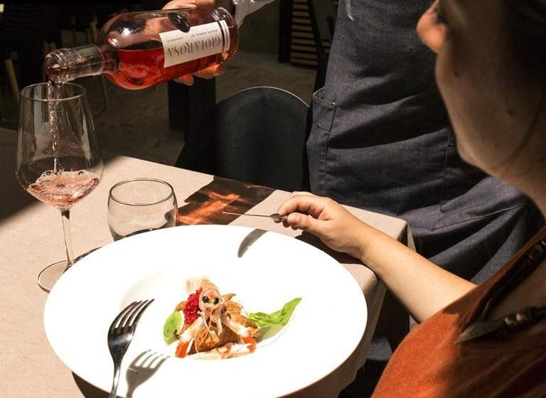 تختخواب و صبحانه Palazzo Kapece