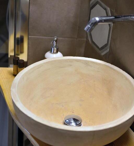 تختخواب و صبحانه Palazzo Kapece