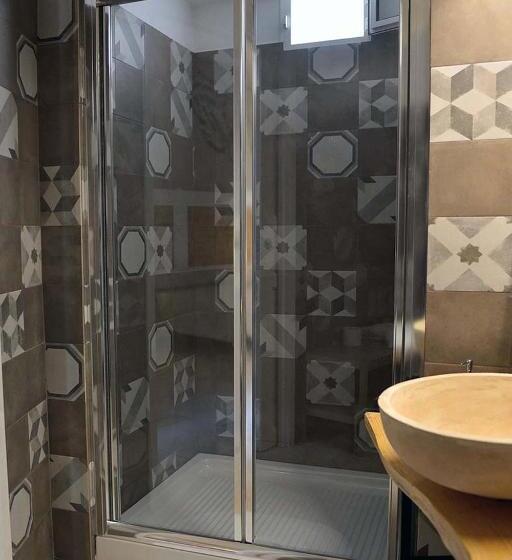 تختخواب و صبحانه Palazzo Kapece