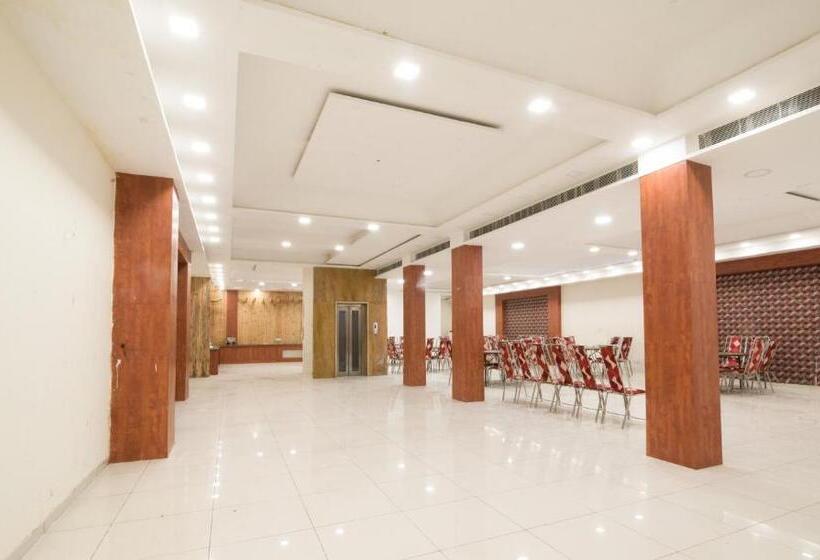 צימר Treebo House Inn