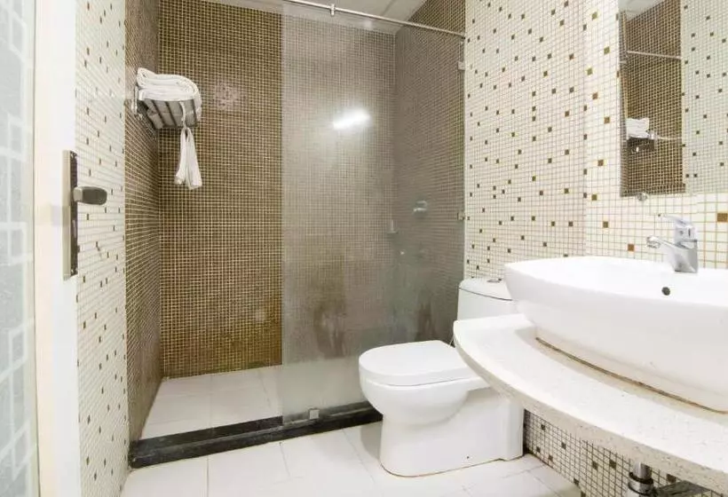 ベッドアンドブレックファースト Treebo House Inn