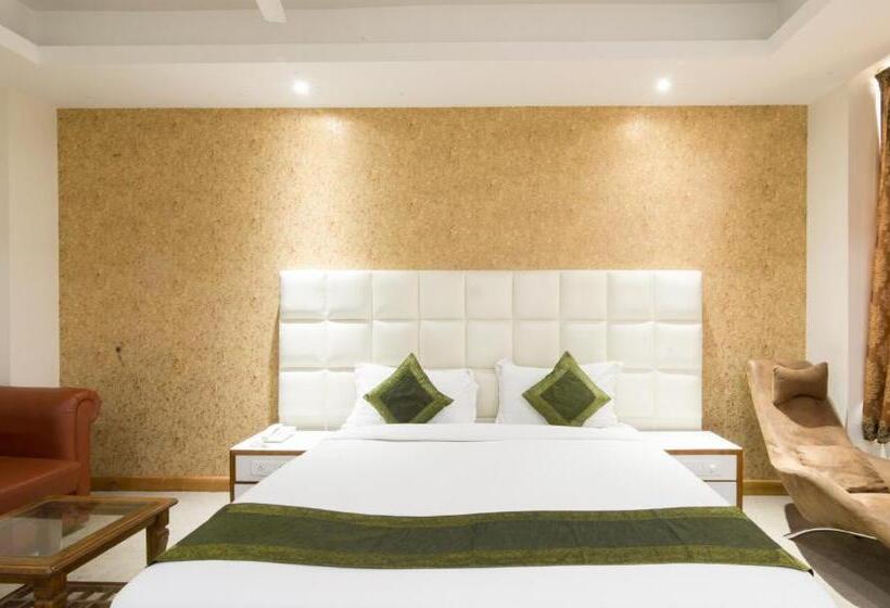 צימר Treebo House Inn