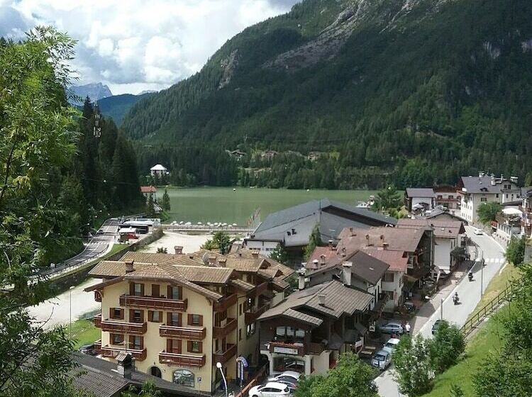 בית מלון כפרי Alpenrose