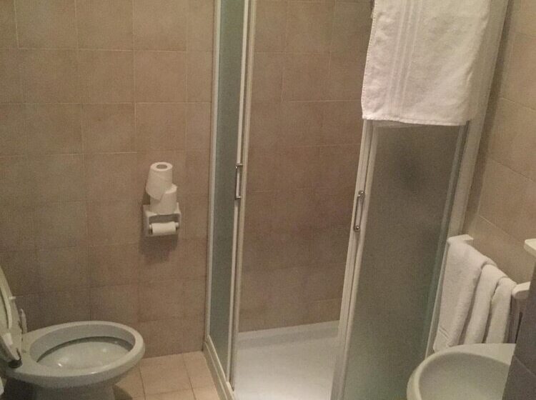 בית מלון כפרי Alpenrose