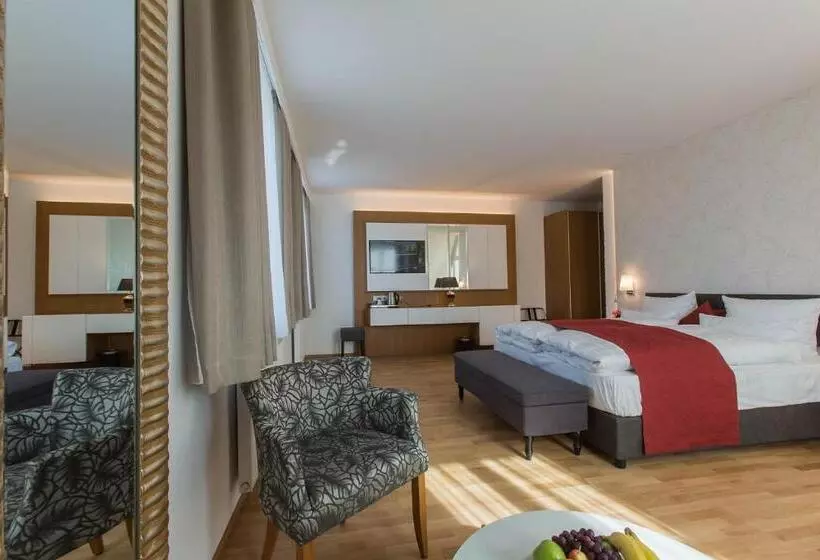 ホテル Am Schrannenplatz