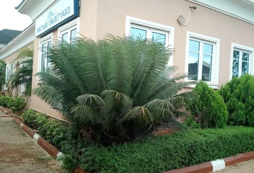 هتل Heritage Courtyard