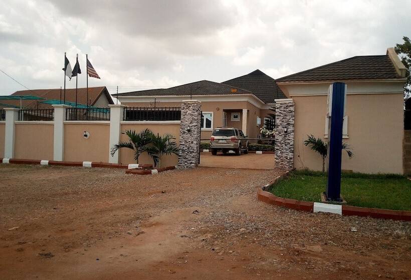 هتل Heritage Courtyard