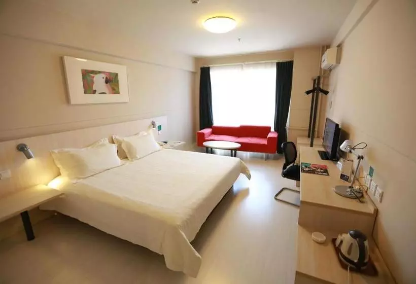 Hotelli Jinjiang Inn Tianjin Free Trade Zone