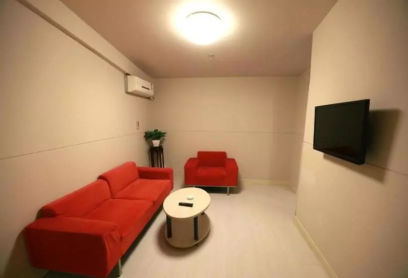 Hotelli Jinjiang Inn Tianjin Free Trade Zone