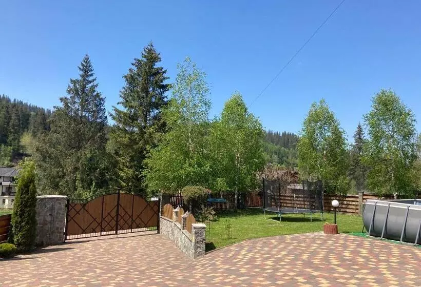 Hotelli Karpatskyi Maetok