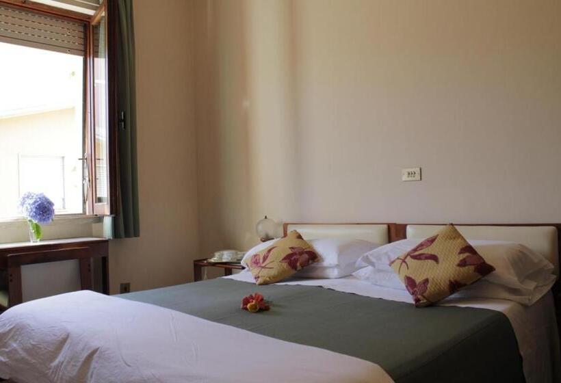 Отель Marialetizia