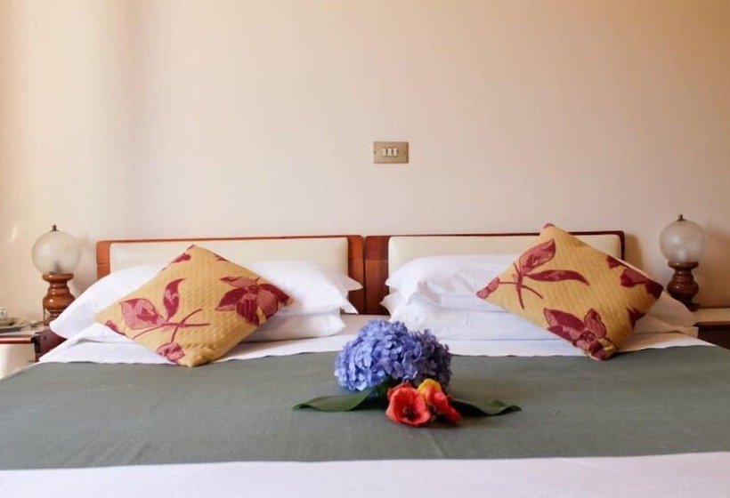 Отель Marialetizia