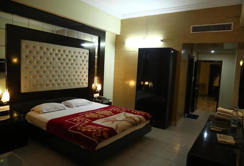 هتل Narain Continental