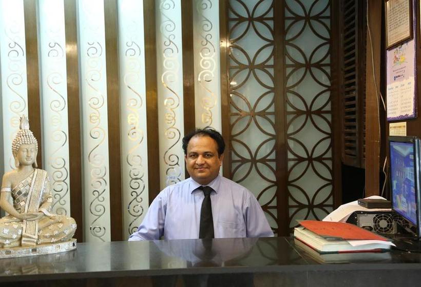 هتل Narain Continental